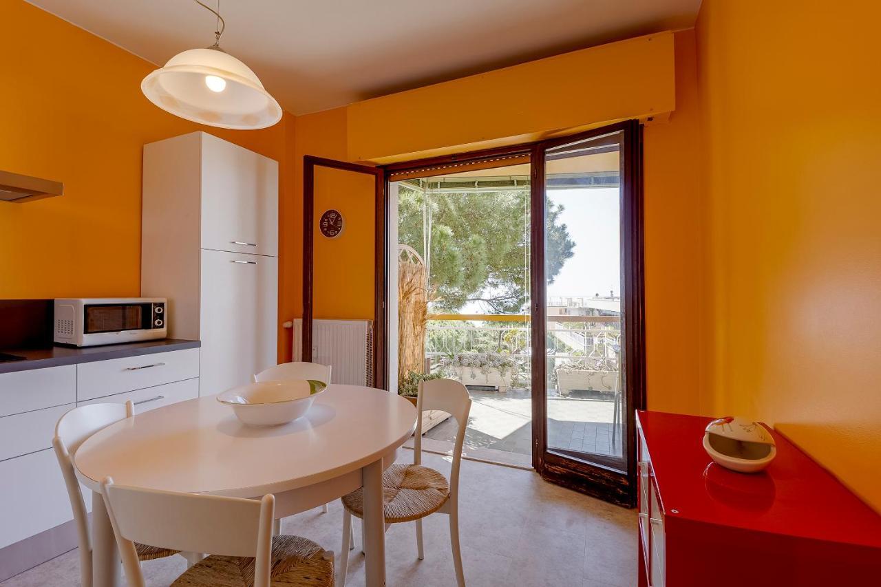 Condominio Turchese Seaview Apartment Sanremo Exterior foto